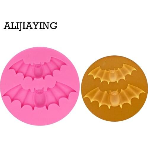 M0698 1Pcs Halloween Silicone Mold Bat Mould For Sweets Jelly Cake Decoration Sugarpaste Craft Bakeware