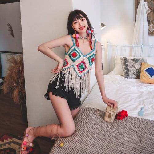 Make original Bohemia hand knits condole belt vest joining together to hollow out tassel ethnic style false knitting