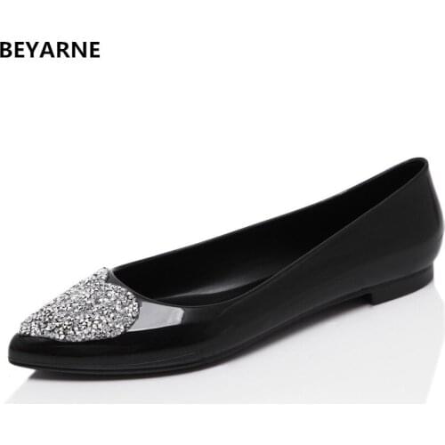 BEYARNE Footwear
