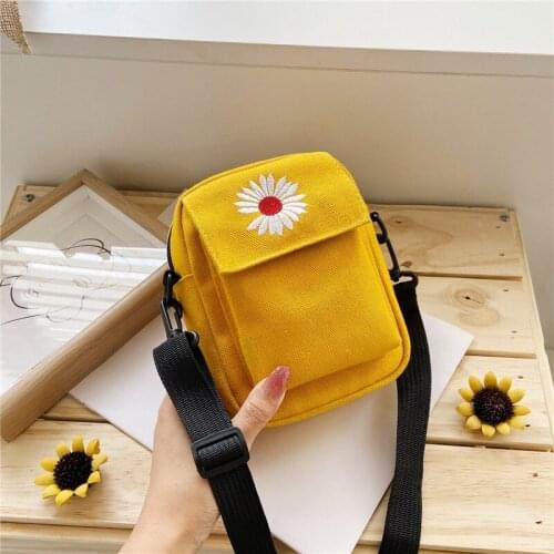 Women Canvas Crossbody Bag Girls Mini Daisy Messenger Bag Cute Student Small Square Bags Versatile Mobile Phone Purse