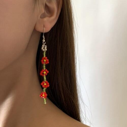 Fashion Boho Geometric Drop Earrings Womens Bohemia Contrast Color Measle Little Daisy Color Weaving Earrings Jewelry for Girls