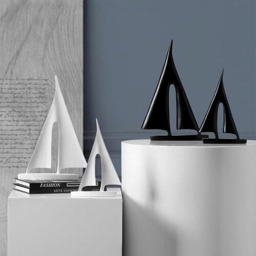 Nordic Modern Minimalist Sailing Boat Small Ornaments Resin Crafts Creative Family Living Room Office Desktop Home Decorations