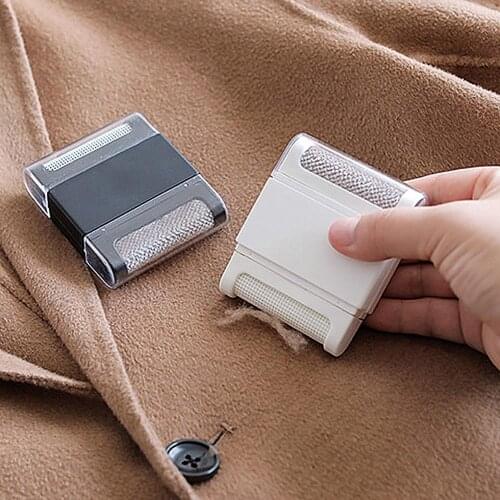 Manual Clothes Coat Hair Bulb Ball Lint Remover Fluff Cleaner Trimmer Machine weater, woollen sweater