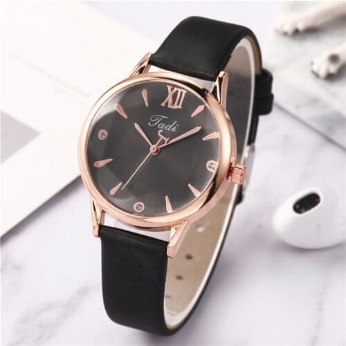 New Fashion Simple watches for women Stylish casual leather ladies Quartz watch woman clocks Vrouwen Zegarek Damski wristwatch