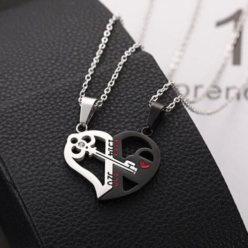 Couple Necklace Broken Heart 2 Pcs Key Locket Dad Mom Love You Pendant Necklace Double Color Friends Family Lovers Jewelry Gift