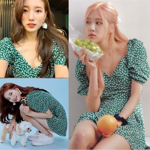 Roseanne Park Xiuzhi with the same paragraph 2021 summer new square collar bubble sleeves French retro floral green jumpsuit