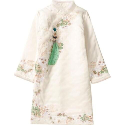 Vintage Women Cheongsam Winter New Embroidery Flower Qipao Vestidos Bride Wedding Dress Keep Warm Classic Robe Gown Size 2XL