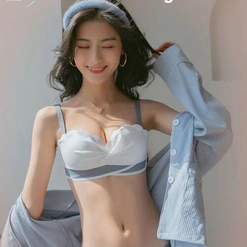 Summer girl without trace, no steel ring, adjustable small chest gather (strapless) invisible bra