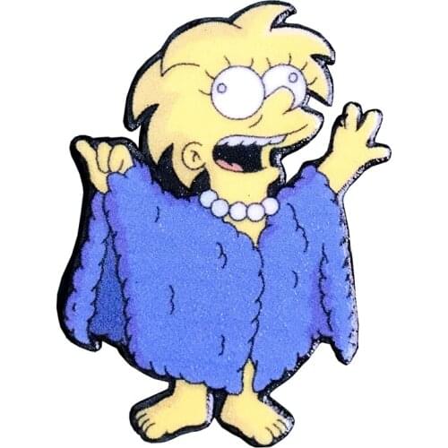 Lisa Lizard Queen Lapel pin