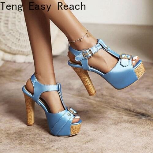 Sandals Women Fish mouth platform high heel sandals metal Buckle Strap Sandals Female Fashion Summer Elegant Sandal Shoes