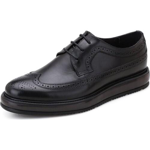 Vintage Genuine Leather Mens Oxfords Formal Dress Shoes Round Toe Man Flat Platform British Style Designer Male Brogue Shoes