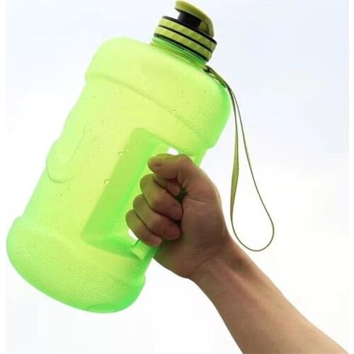 Bpa Free large capacity Plastic outdoor sports kettle portable handgrip equipped straw water bottle travel cup with tea infuser