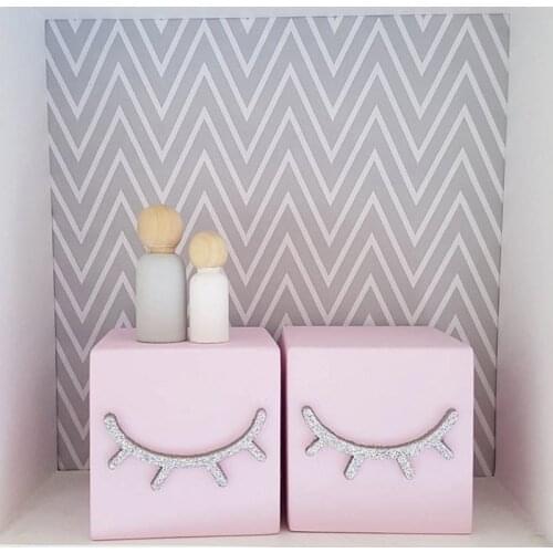 1Pair Nordic Style Pink Glitter Eyelashes Wooden Square Childrens Room Decoration Ornaments Nursery Home Decor Accessories