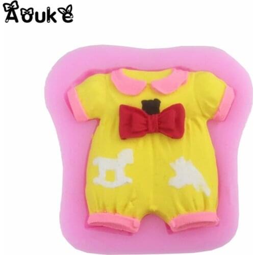 Baby Clothes Shape Chocolate Biscuits Molds Fondant Cake Mold Cake Silicone Mould Wedding Decorating Embossed DIY Cooking Tools