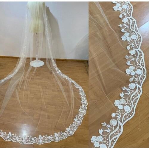 2020 Customized Bridal Veils Cathedral Length Lace Appliqued Edge Wedding Veils One Layer Bridal Veil With Free Comb