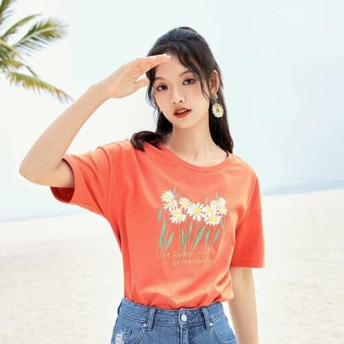 INMAN Summer T-Shirt Girl Classic Daisy Pattern Print English Embroidery Women Causal Short Sleeve Tops