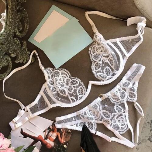 Sexy Lace Bra Set Women Underwear Lingerie Women Corset Lace Underwire Racy Muslin Sleepwear Underwear Tops+Briefs