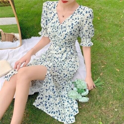 Summer Floral Dress Women French Vintage Split Dresses Sexy Office Lady Casual Slim Fit Designer Fairy Mini Skirt 2021 New A705