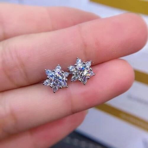 925 Sterling Silver Passed Diamond Test Perfect Cut Classic D Color Moissanite Diamond Earring Send Girlfriends Cute Jewelry