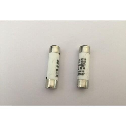 20PCS Fuse R015 32A 500V 10 * 38 ceramic fuse fuse