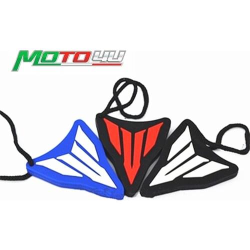 1 PC key ring Key Chain For FZ 07 MT-07 MT125 FJ09 MT09 scratch rubber Race