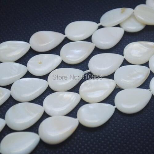 5 Strands = 110 Pieces / Lot, Nature Shell Bead Mother Of pearl DIY beads Accessories White Color Size 13x18mm Dropwater Shape