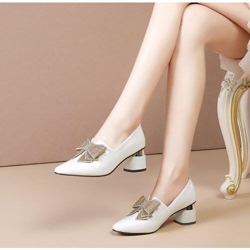 Temperament small leather shoes womens mid-heel thick heel pointed toe single shoes new rhinestone bow high heels