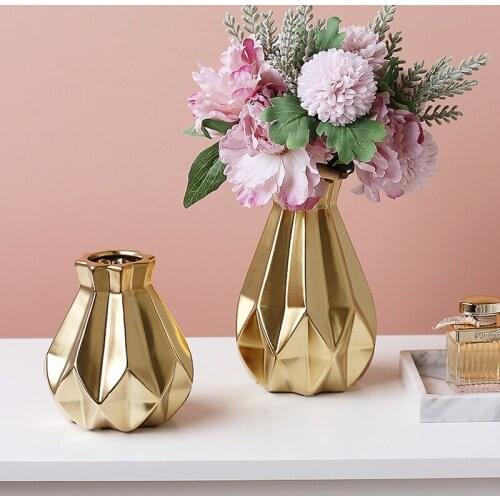 Exquisite geometric shape golden ceramic vase Fashion art home decor desktop golden vase