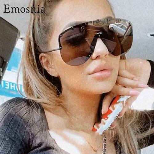 2021 New One Piece Lens Sunglasses For Women Vintage Oversize Luxury Brand Sun Glasses Men Cool Hip Hop Red Black Shade UV400