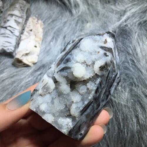 Sphalerite tower 2235