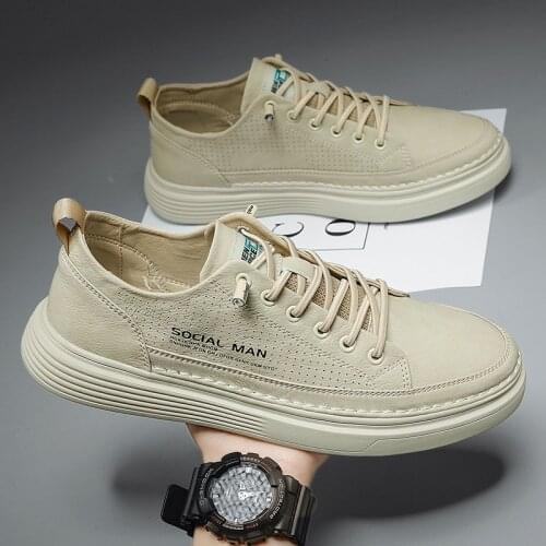 Men Leather luxury Soft bottom Lace-Up Sneakers Traditional design round toe skateboard shoes