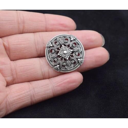 SanLan Small Brooches For Clothes