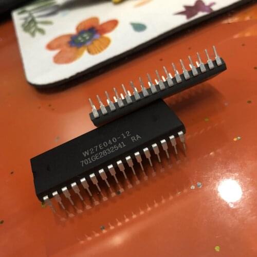 1pcs/lot W27E040-12Z W27E040-12 W27E040 DIP-32 In Stock