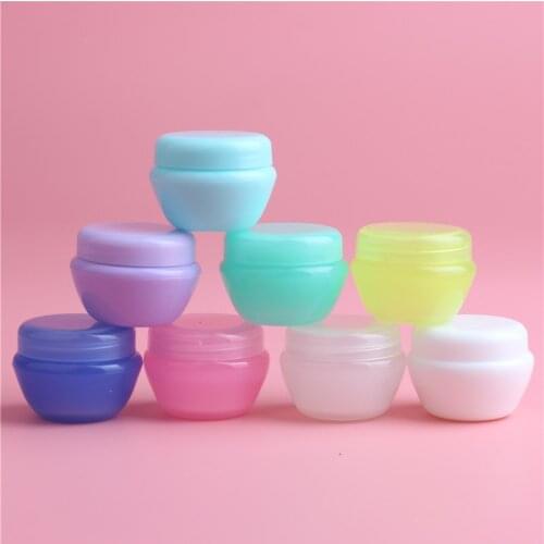 100pcs 8COLROS Small Round Cream Bottle 5g Jars Pot Container Empty Cosmetic Plastic Sample Container For Nail Art Storage
