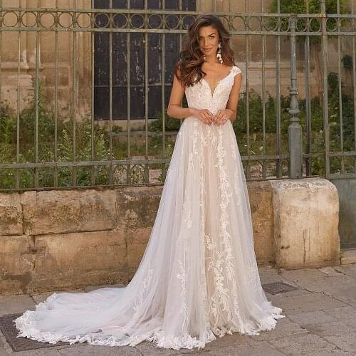 Weilinsha A-Line Tulle Lace Wedding Dresses 2021 V-Neck Sleeveless Sweep Train Appliques Vestido De Novia Bridal Gowns