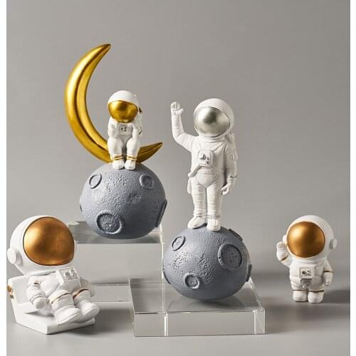 Astronaut Small Ornaments Mini Astronaut Cute Desktop Decoration Home Accessories Resin Crafts Creative Character Ornaments