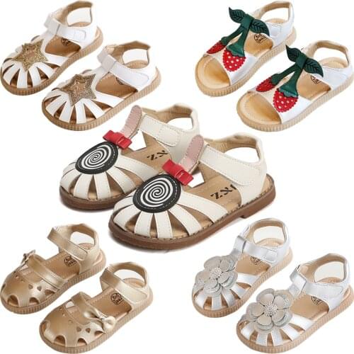 Girls Summer Hollow Retro Sandals Kids Beach Sandals Children Princess Soft Shoes Microfiber Cow Muscle Sole Shoes Casual 2021