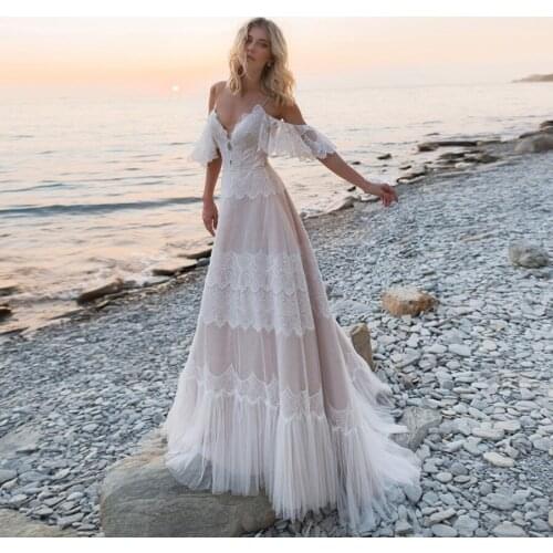 Bohemian Boho Wedding Dresses Lace Spaghetti Straps Off the Shoulder Beach Open Back Bridal Dress Vestidos De Renda