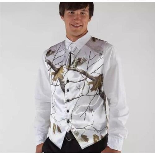 2019 White Real Tree Camo Mens Wedding Vests Outerwear Groomsmens Vests Realtree Spring Camouflage Slim Fit Mens V-neck Ves