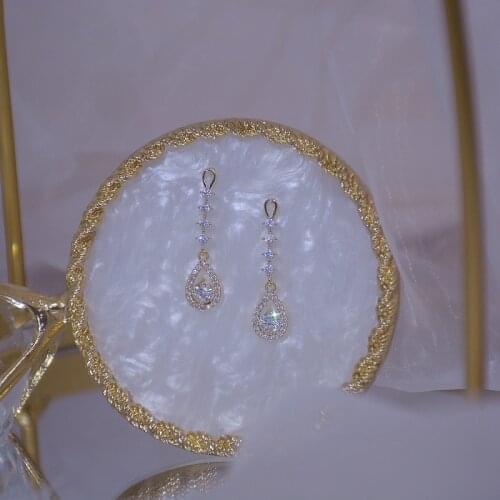 2020 New Fashion Womens Earrings Delicate Water Drop Zircon Tassels Earrings For Women Brides Wedding Party Jewelry Wholesale