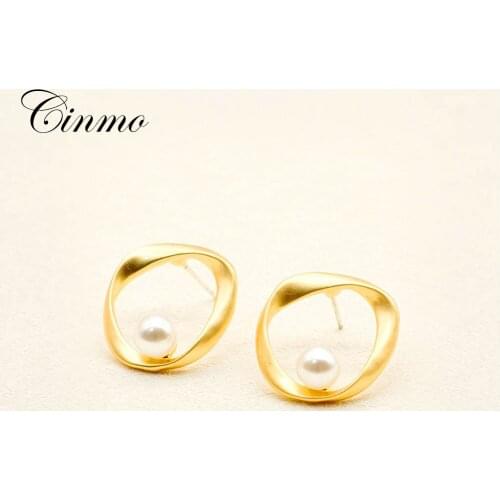 Cinmo Gold Round Pearl Piercing Stud Earrings Korean Cute Statement Earrings For Women Girls Fashion Party Ear Jewelry Gifts