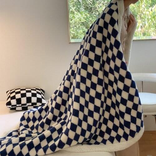 New Double-sided Lamb Velvet Warm Skin Blanket Diamond Checkerboard Polar Fleece Blanket Air-conditioned Blanket