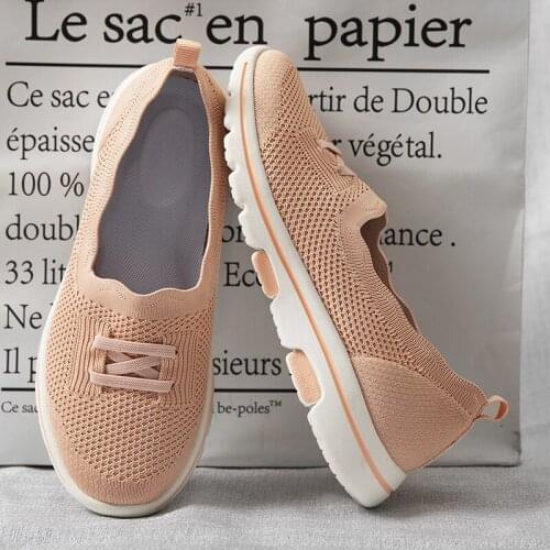 Spring Autumn Women Shoes Slip-on Light Casual Shoes Breathable Sports Shoes Comfortable Soft Walking Shoes Mesh Rubber Sole