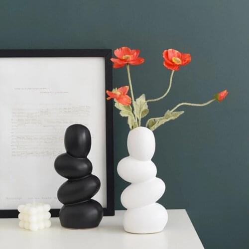 Elegant White Egg Shaped Vase Matte Ceramic Decorative Table Art Vase For Flowers Creative Home Office Living Room Kitchen Decor
