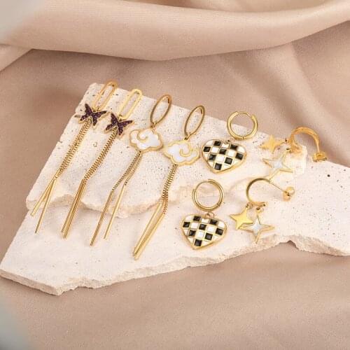 V Attract Earrings For Children