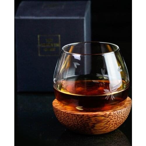 Slow Roll Whisky Cup Rock Fund Wine Glass Japanese Style Wooden Tray Whiskey Rum Glassware For Bar Household Party Crystal Vasos