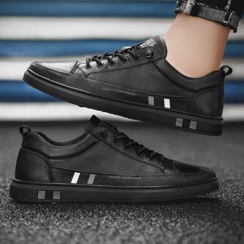 Men Sneakers Natural Leather Casual Shoes Luxury Breathable Outdoor Footwear White Black Skateboard Shoes Trendy