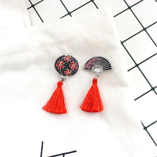Trendy Retro Plum Lantern Fan Tassel Pendant Metal Enamel Brooch Fashion Personality Clothing Backpack Jewelry Accessories Gift