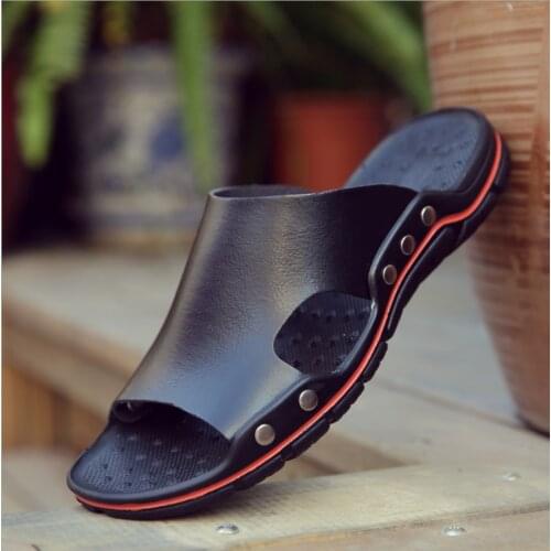Summer Men Fashion Shoes New Genuine Leather Mens Flip Flops Slip On Slippers Beach Casual Sandals Size48 Men Soft Bottom Shoe