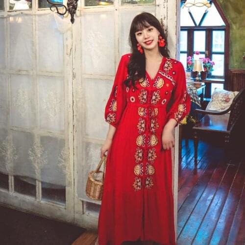 Make national wind heavy embroidery v-neck cotton and linen waist button holiday dress three color restoring ancient ways